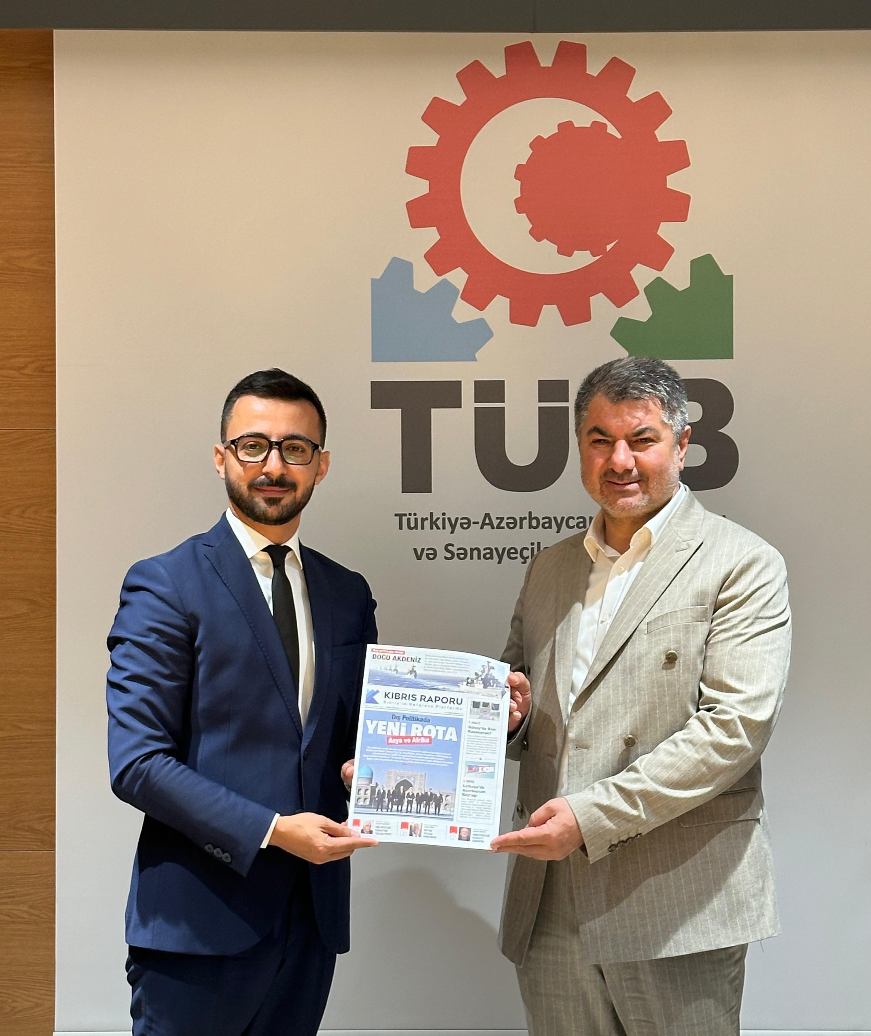 Kıbrıs Raporu bülleteninin icraçı direktoru Mert Özdeş və hüquq müdafiəçisi və Azərbaycan Demokratiya və İnsan Haqları İnstitutunun rəhbəri Əhməd Şahidov Türkiyə-Azərbaycan İş Adamları və Sənayeçiləri İctimai Birliyinin (TÜİB) ofisini ziyarət ediblər